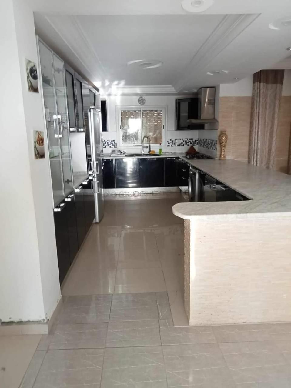 Villa Villa *